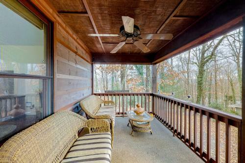 Hillcrest Hideaway