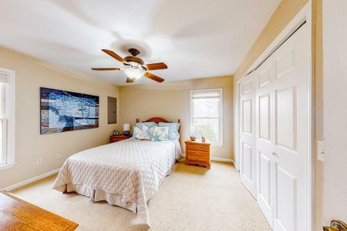 Hillcrest Hideaway