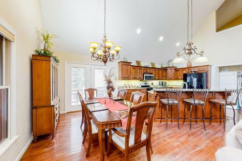 Hillcrest Hideaway
