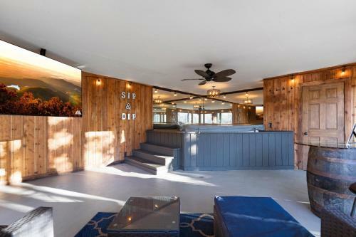 Hot Tub & Game Room - Big Canoe With Beach/trails/pool