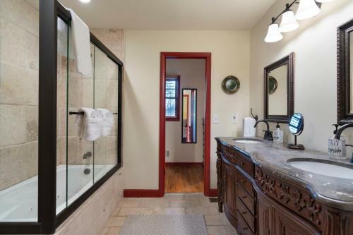 Hot Tub & Game Room - Big Canoe With Beach/trails/pool