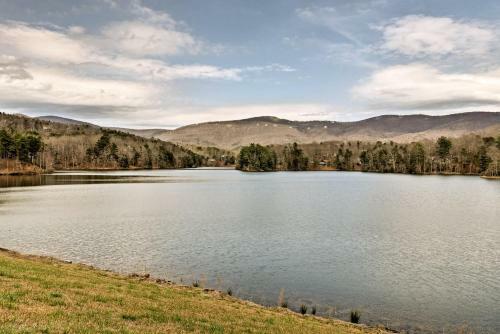 Bent Tree Hideaway With Deck - Golf, Swim, Hike