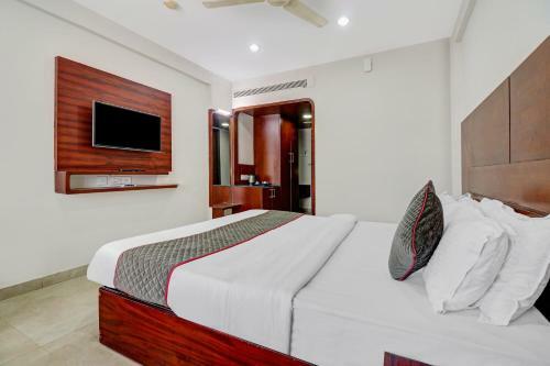 Hotel Townhouse 457 South Gate By Majestic