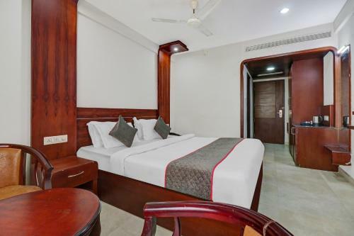 Hotel Townhouse 457 South Gate By Majestic