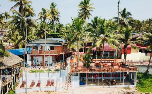 Hotel Black Beach Resort