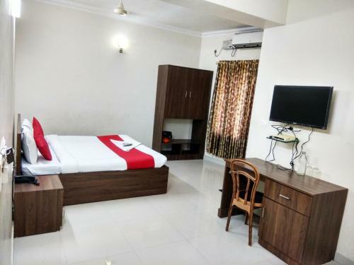 Lodge Saravana Inn