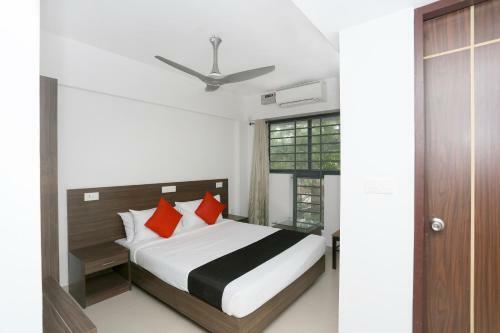 Hotel Capital O 29669 Sm Grand