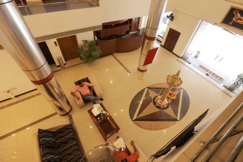 Hotel Teekay International
