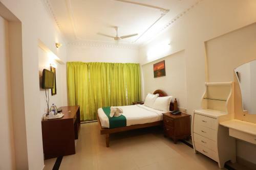 Hotel Teekay International