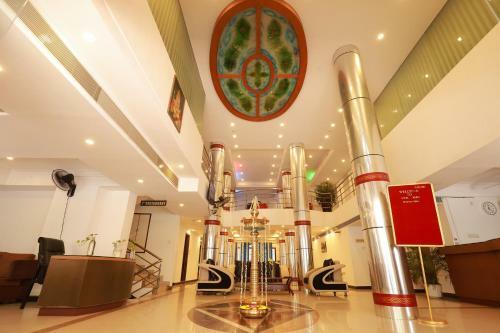 Hotel Teekay International
