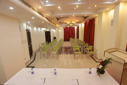 Hotel Teekay International