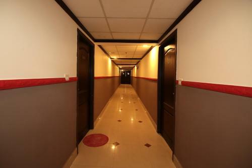 Oyo Flagship 76636 Capital Hotel