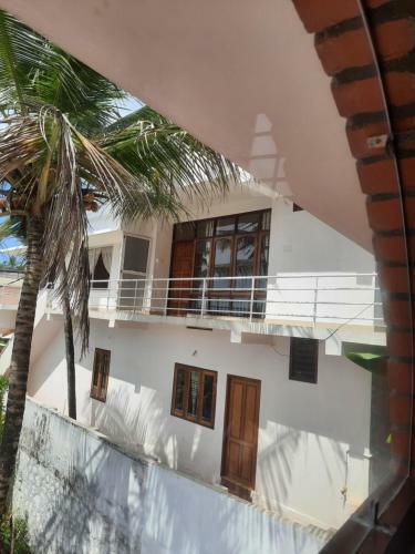 Hostal Varma Sea View Villas