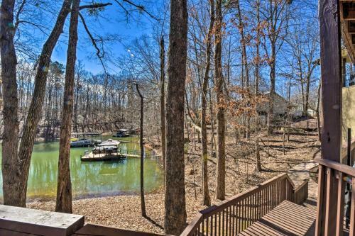 Spacious Lake Hartwell Home With Dock And Views!