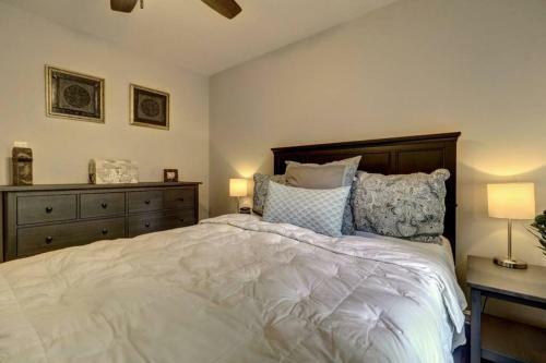 Smyrna Mableton Renovated! Clean! Comfortable! Md