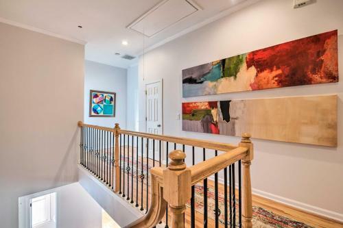 Sun-lit Mableton Townhome 7 Mi To Six Flags!