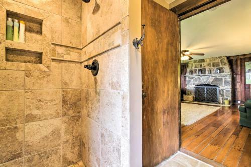 Cloudland Retreat With Mountain And Valley Views!