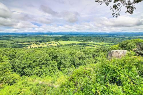 Cloudland Retreat With Mountain And Valley Views!