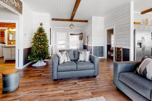 Rustic Mountain Cabin