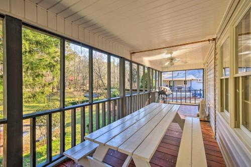Serene Ellijay Property With Fire Pit And Creek!