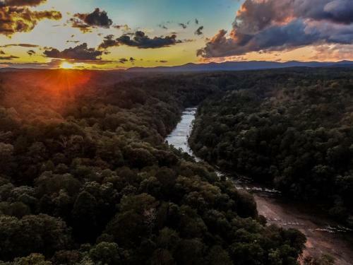 The Ellijay Lodge