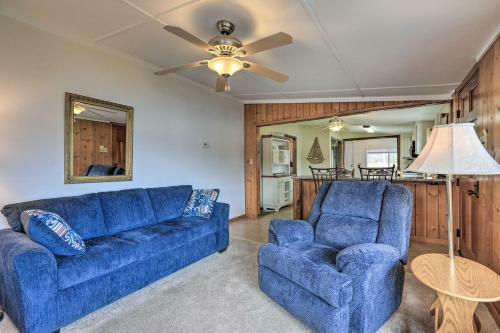 Lake Sinclair Cottage With Deck And Boat Dock!