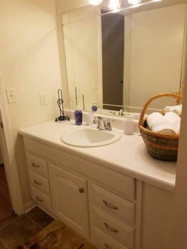 Stonecrest Villa, 8 People, Free Wifi,15 Parkings.!