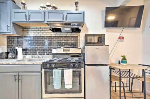 Apartamento Updated Lithonia Cottage About 7 Mi To Stone Mtn!