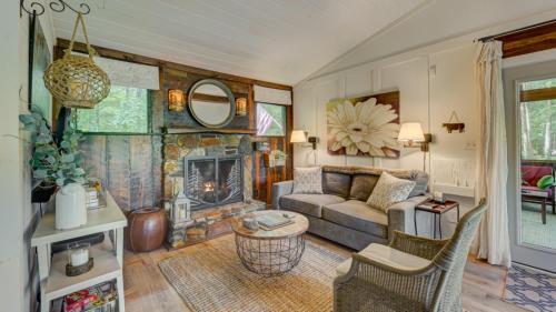 Scenic Solitude By Escape To Blue Ridge