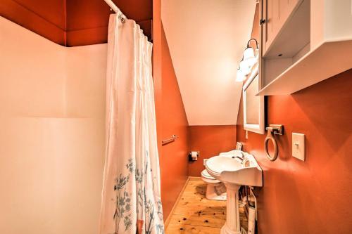 Pet-friendly Mineral Bluff Cabin With Hot Tub!