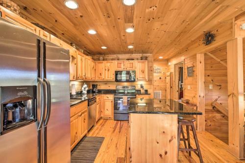 Mountain Dream Cabin In Humphrey Heights Complex