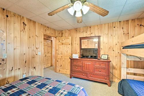 Blue Ridge Cabin Hot Tub, Fire Pit, Mtn Views