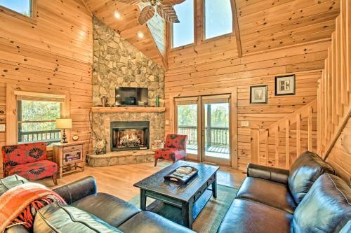 Blue Ridge Cabin Hot Tub, Fire Pit, Mtn Views