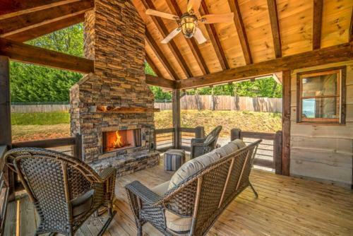 Gibbs Mountain By Escape To Blue Ridge