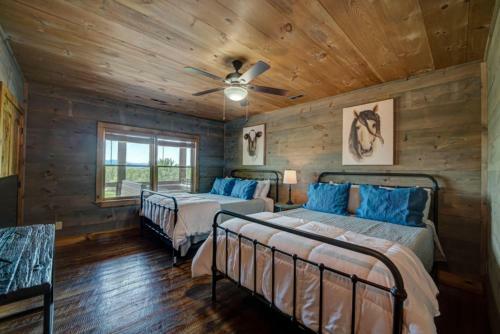 Gibbs Mountain By Escape To Blue Ridge