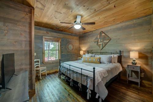 Gibbs Mountain By Escape To Blue Ridge