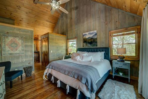 Gibbs Mountain By Escape To Blue Ridge