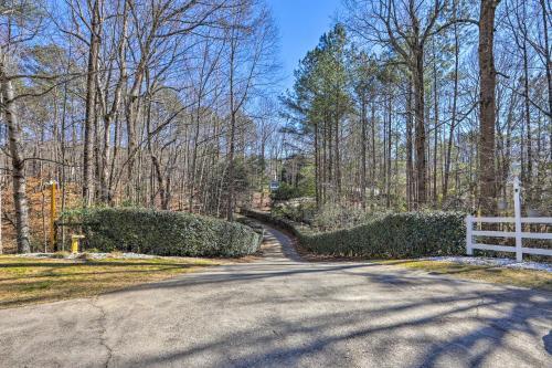 Immaculate Suwanee House With Pool And Game Room!