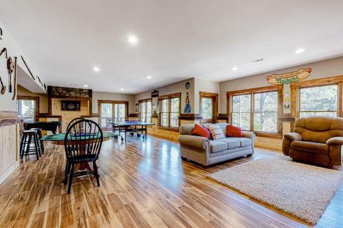 Talking Creek Lodge