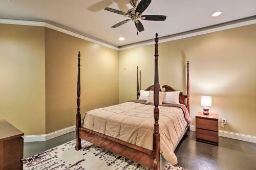 Spacious Stockbridge Manor Pool Table, 2 Kitchens