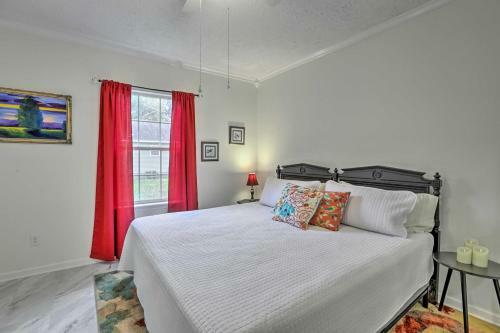 Cozy Thomasville Cottage - 1 Mile To Big Oak!
