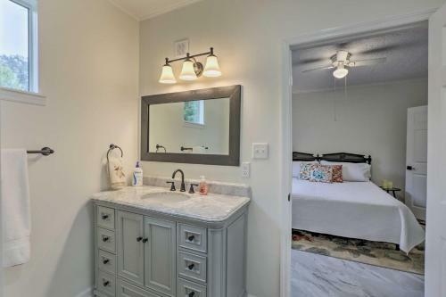 Cozy Thomasville Cottage - 1 Mile To Big Oak!