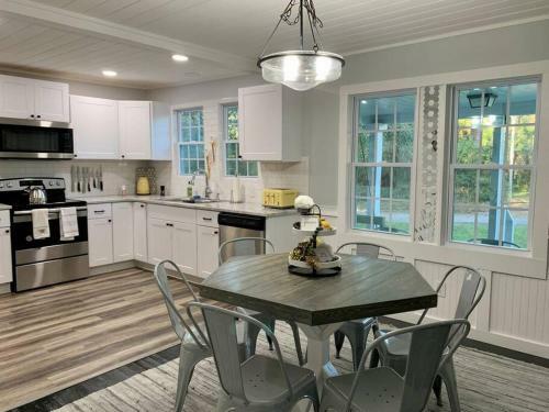 Honeycomb Haven In Beautiful Historic Thomasville