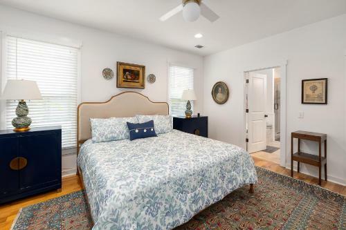 3 Bedroom 3 Bath House On Broadway St