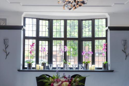 Shakespeare Hotel