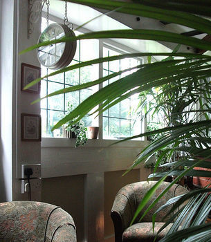 Barons Court Hotel