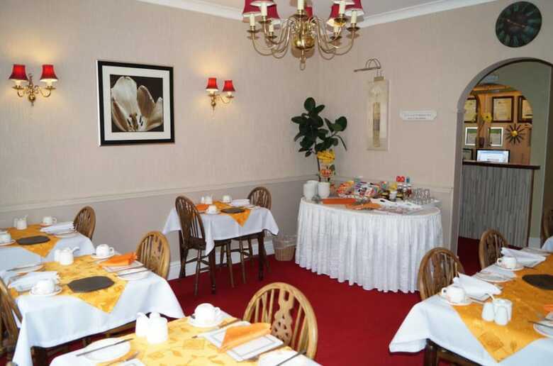 Bed & Breakfast The Lansdowne Hotel