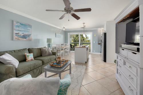 2 Bedroom 2 Bath Marsh Front Unit In Sea Palms On St Simons Island