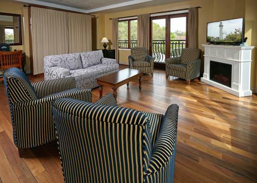 Hotel Ocean Inn & Suites