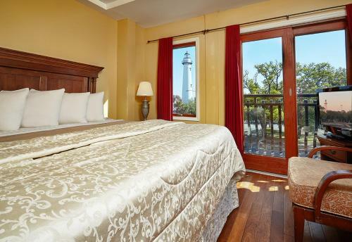 Hotel Ocean Inn & Suites